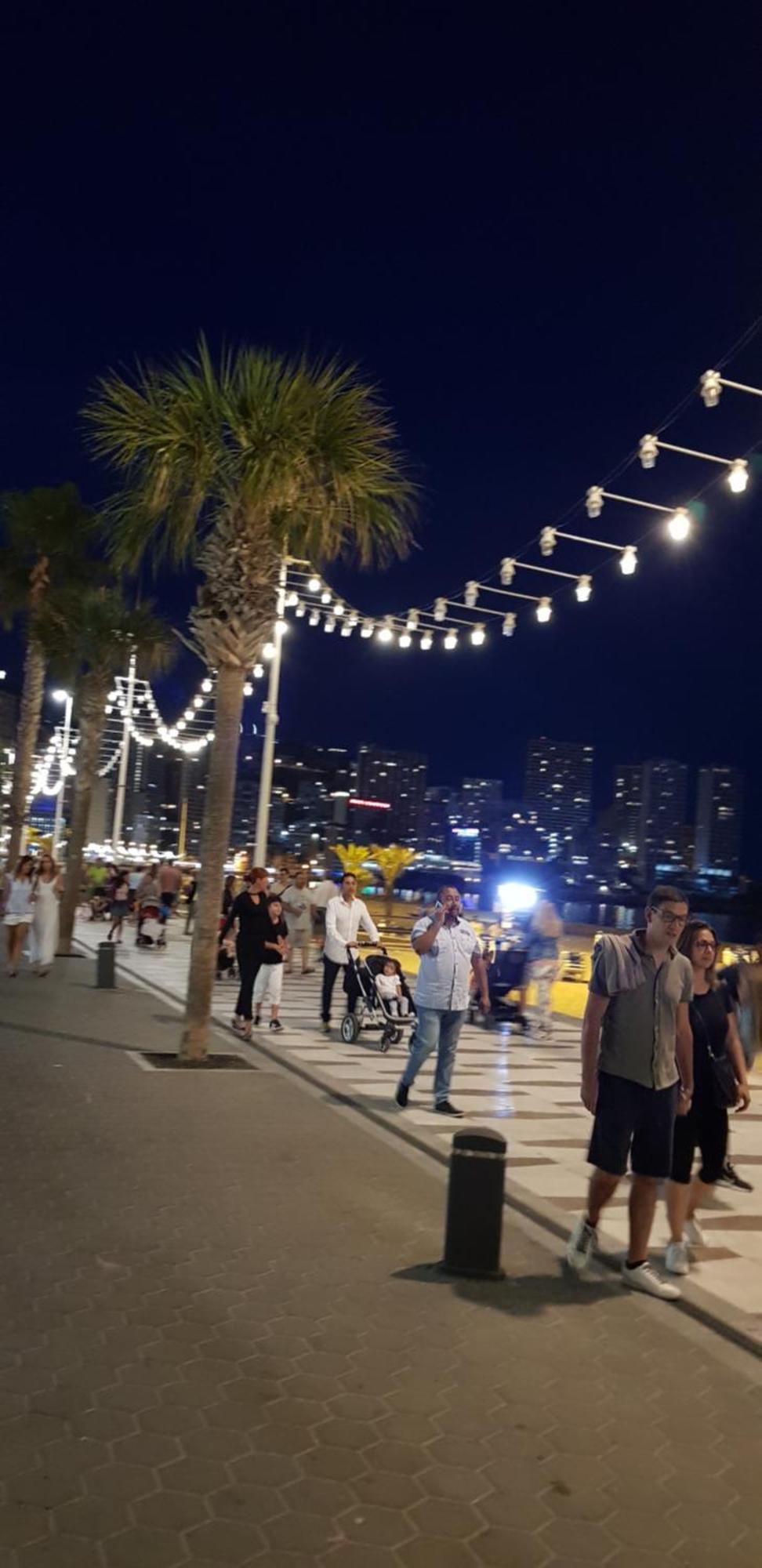 Benidorm Beach Apartment Luaran gambar