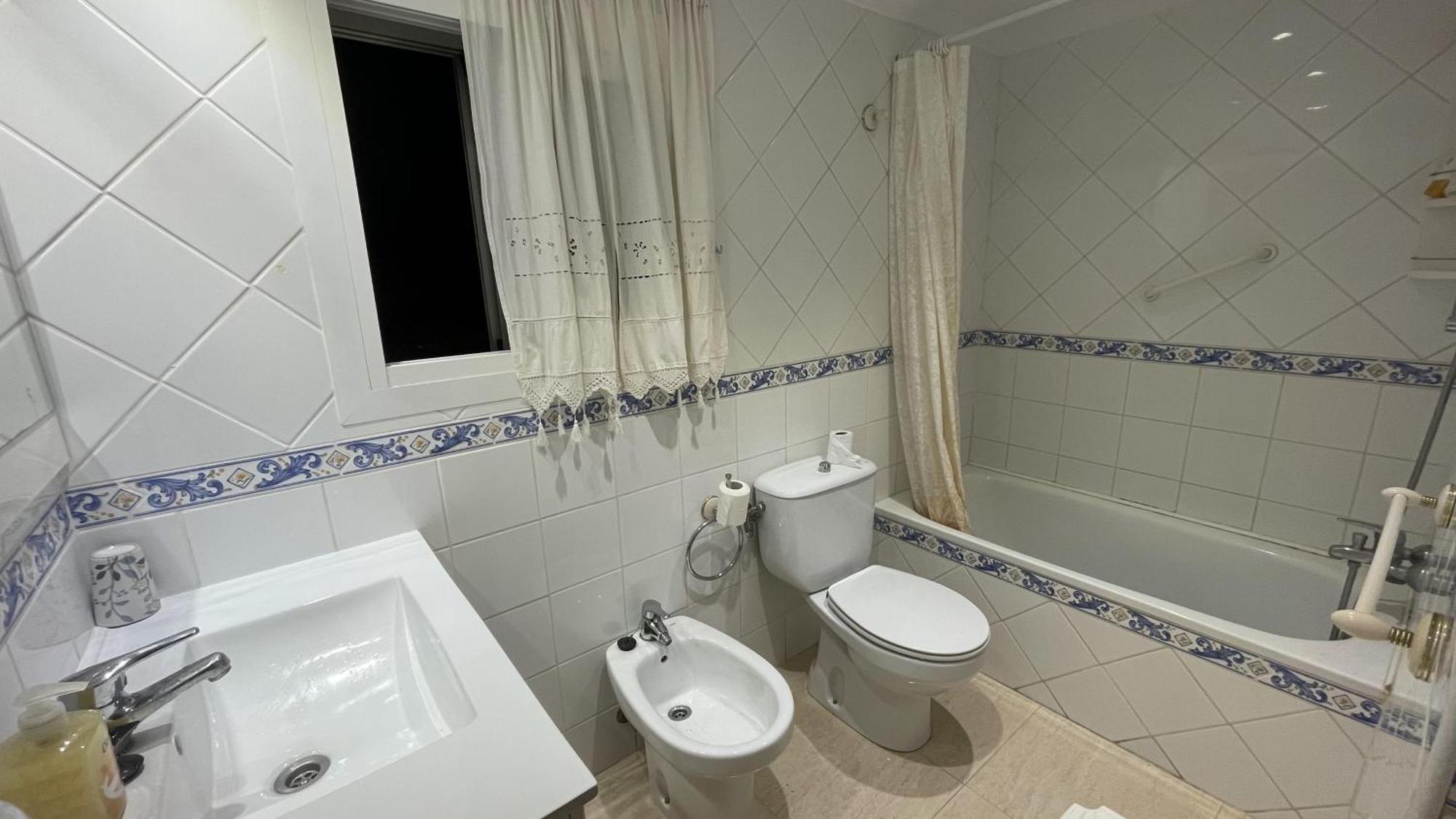 Benidorm Beach Apartment Luaran gambar