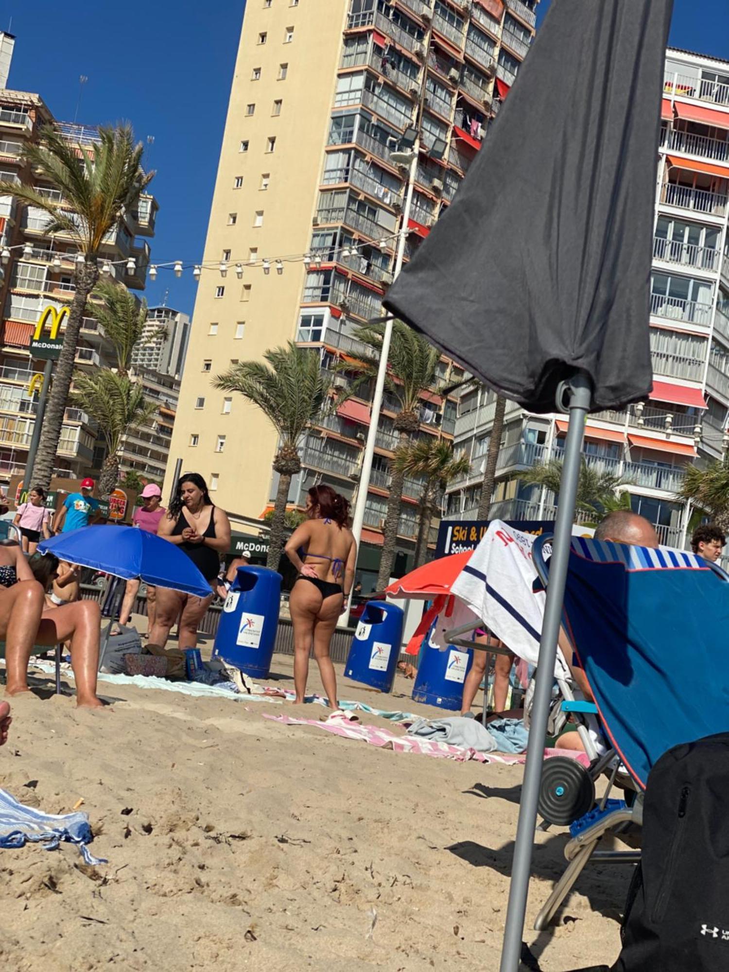 Benidorm Beach Apartment Luaran gambar
